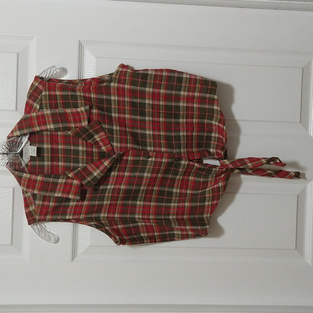 90 s Vintage  Express brand, tie front, sleveless blouse.